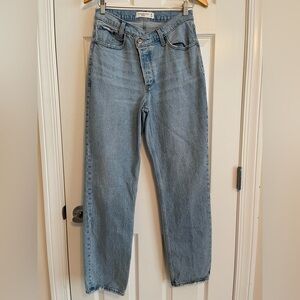 Abercrombie & Fitch Women’s Button Fly The Dad High Rise Jeans. Size 26/2r